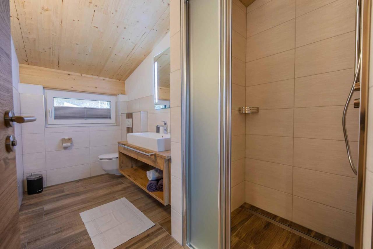 Ferienhaus Gipfelblick ノイシュティフト・イム・シュトゥーバイタール エクステリア 写真