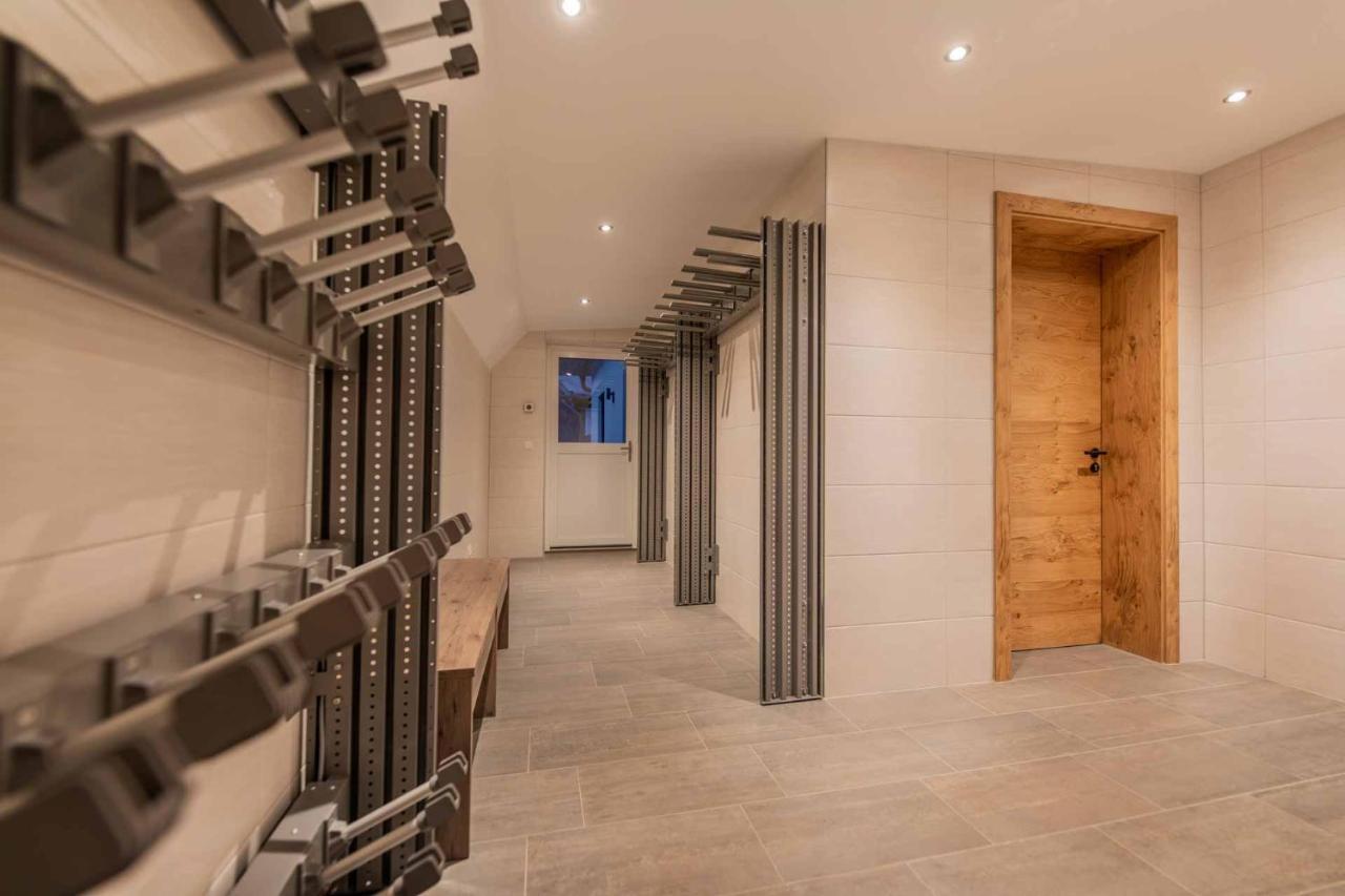 Ferienhaus Gipfelblick ノイシュティフト・イム・シュトゥーバイタール エクステリア 写真